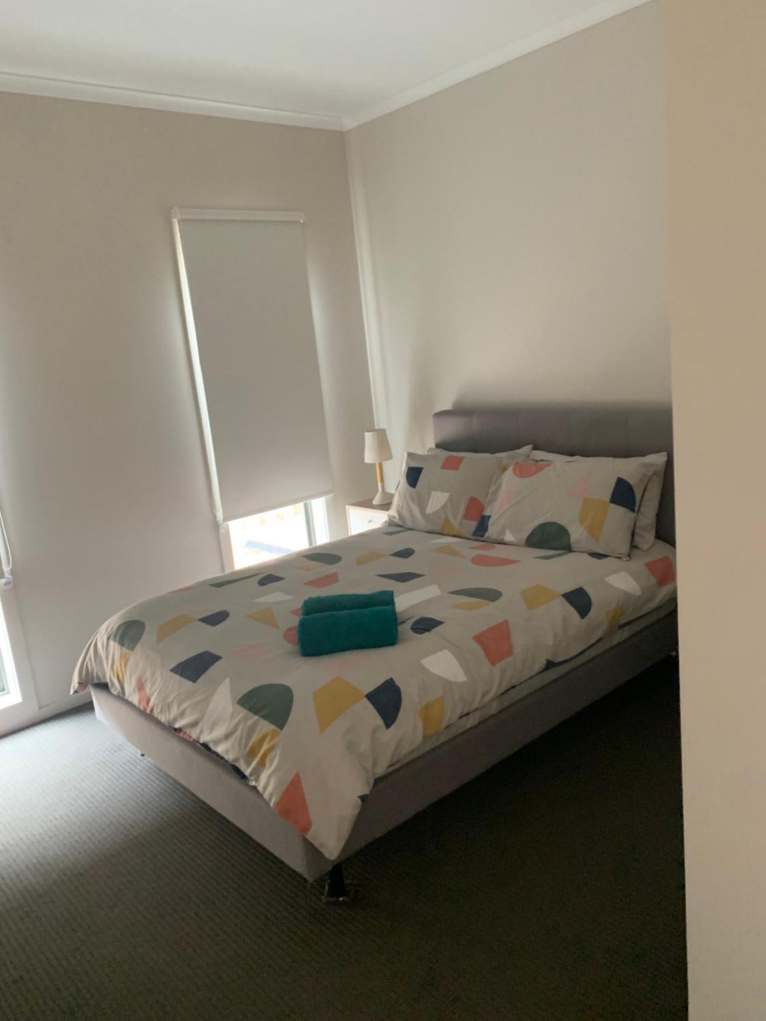 Вілла Peterborough Getaway Екстер'єр фото